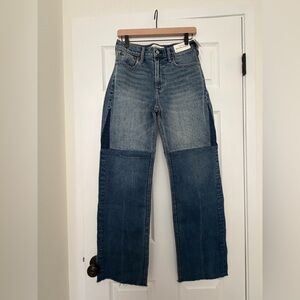 ABERCROMBIE & FITCH - 90’s relaxed high rise denim- NEW WITH TAGS